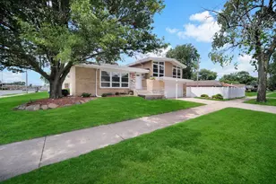 14940 Oak St, Dolton, IL 60419 - Photo 3