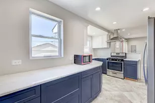 1644 N 73rd Ct, Elmwood Park, IL 60707 - Photo 15