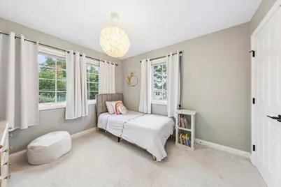 827 Birch Avenue, Downers Grove, IL 60515 - Photo 13
