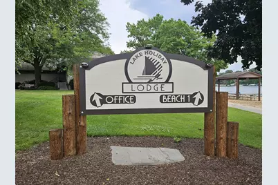 407 Holiday Drive, Lake Holiday, IL 60552 - Photo 35