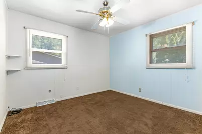 407 Holiday Drive, Lake Holiday, IL 60552 - Photo 19
