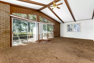 407 Holiday Dr, Lake Holiday, IL 60552 - Photo 15