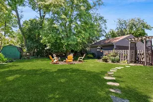 4532 Sherwood Ave, Downers Grove, IL 60515 - Photo 19