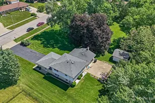 113 W Monterey Ave, Schaumburg, IL 60193 - Photo 33