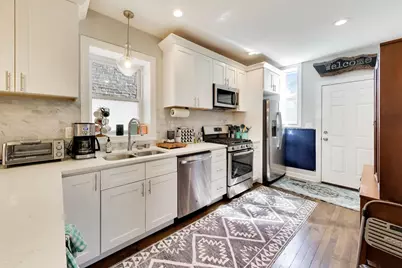 3313 N Kenneth Avenue, Chicago, IL 60641 - Photo 5