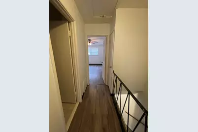 7208 S East End Avenue #B, Chicago, IL 60649 - Photo 9