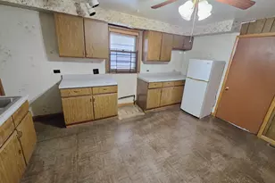 1448 N Menard Ave, Chicago, IL 60651 - Photo 11