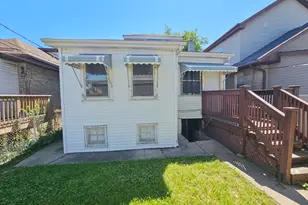 1448 N Menard Ave, Chicago, IL 60651 - Photo 3