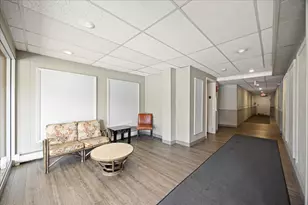 725 W Dempster St, Des Plaines, IL 60016 - Photo 3