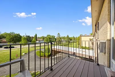 725 W Dempster Street #310, Des Plaines, IL 60016 - Photo 23