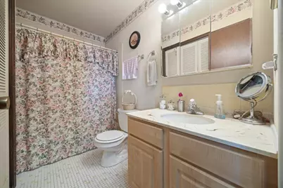 725 W Dempster Street #310, Des Plaines, IL 60016 - Photo 19