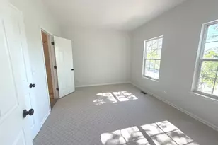 3299 Stratford Ct, Lake Bluff, IL 60044 - Photo 9