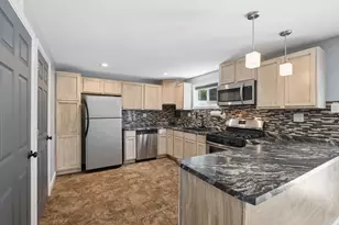 1323 Highland Ave, Lockport, IL 60441 - Photo 9