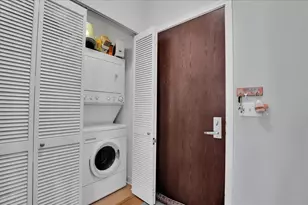 1400 S Michigan Ave, Chicago, IL 60605 - Photo 17
