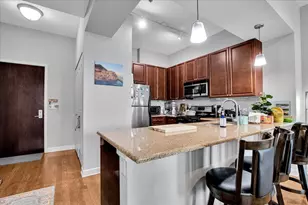 1400 S Michigan Ave, Chicago, IL 60605 - Photo 11
