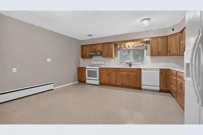305 Centennial Avenue, Normal, IL 61761 - Photo 3