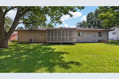 305 Centennial Avenue, Normal, IL 61761 - Photo 43