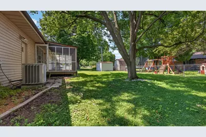305 Centennial Avenue, Normal, IL 61761 - Photo 41