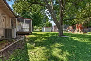 305 Centennial Ave, Normal, IL 61761 - Photo 41