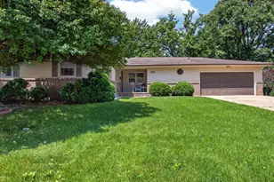 305 Centennial Ave, Normal, IL 61761 - Photo 49