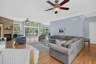 176 Partridge Ln, Bartlett, IL 60103 - Photo 3
