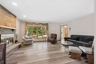 11131 Dineff Rd, Lemont, IL 60439 - Photo 5