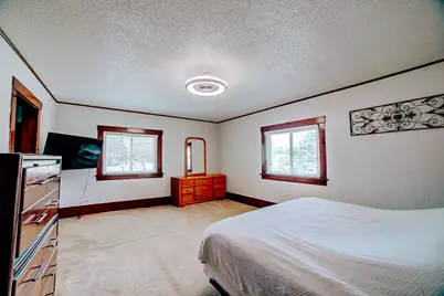 612 E Jones Street, Milford, IL 60953 - Photo 37