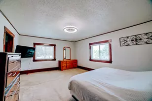 612 E Jones St, Milford, IL 60953 - Photo 37