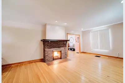 612 E Jones Street, Milford, IL 60953 - Photo 21