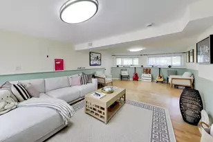 8864 E Prairie Rd, Skokie, IL 60076 - Photo 29