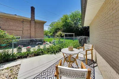 8864 E Prairie Road, Skokie, IL 60076 - Photo 43