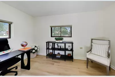8864 E Prairie Road, Skokie, IL 60076 - Photo 33