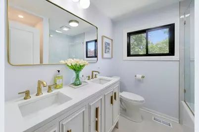 8864 E Prairie Road, Skokie, IL 60076 - Photo 27