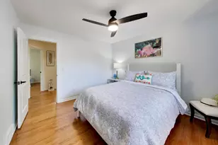 8864 E Prairie Rd, Skokie, IL 60076 - Photo 21