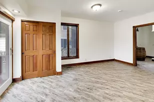401 N River Rd, Fox River Grove, IL 60021 - Photo 23