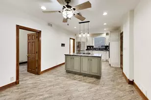 401 N River Rd, Fox River Grove, IL 60021 - Photo 9