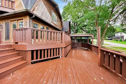 401 N River Road, Fox River Grove, IL 60021 - Photo 43