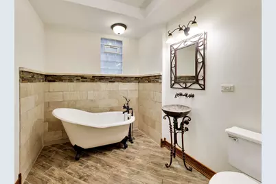 401 N River Road, Fox River Grove, IL 60021 - Photo 29