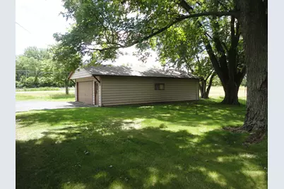 360 S Washington Street, Braidwood, IL 60408 - Photo 7