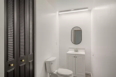 7229 W Higgins Avenue #105, Chicago, IL 60656 - Photo 15
