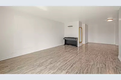 7229 W Higgins Avenue #105, Chicago, IL 60656 - Photo 3