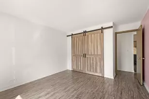 7229 W Higgins Ave, Chicago, IL 60656 - Photo 17