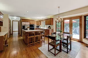 8701 Lake Ridge Dr, Darien, IL 60561 - Photo 11
