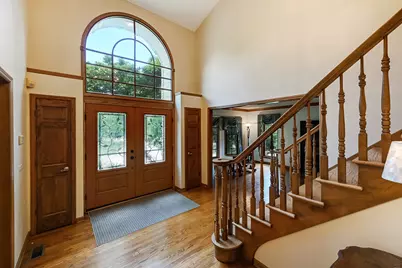 8701 Lake Ridge Drive, Darien, IL 60561 - Photo 5