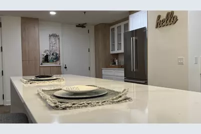 680 N Lake Shore Drive #919, Chicago, IL 60611 - Photo 5