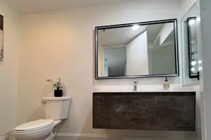 680 N Lake Shore Dr, Chicago, IL 60611 - Photo 17