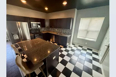 426 N Hickory Street, Joliet, IL 60435 - Photo 5