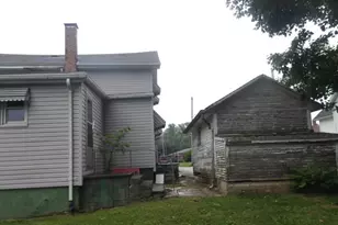 233 Buena Vista St, Paris, IL 61944 - Photo 13