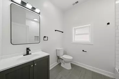 [Address not provided], Chicago, IL 60618 - Photo 15