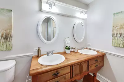 2074 Greenview Road, Northbrook, IL 60062 - Photo 37